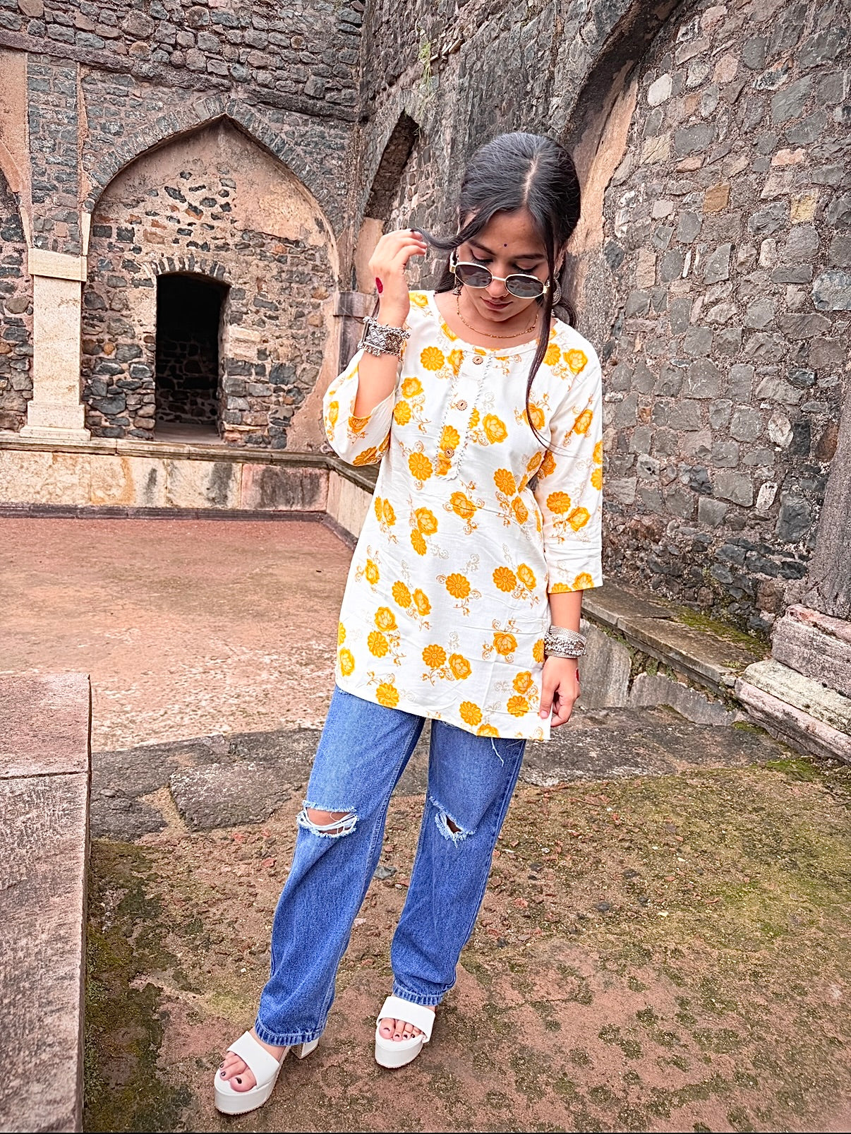 Straight-cut Short Kurti for a relaxed silhouette