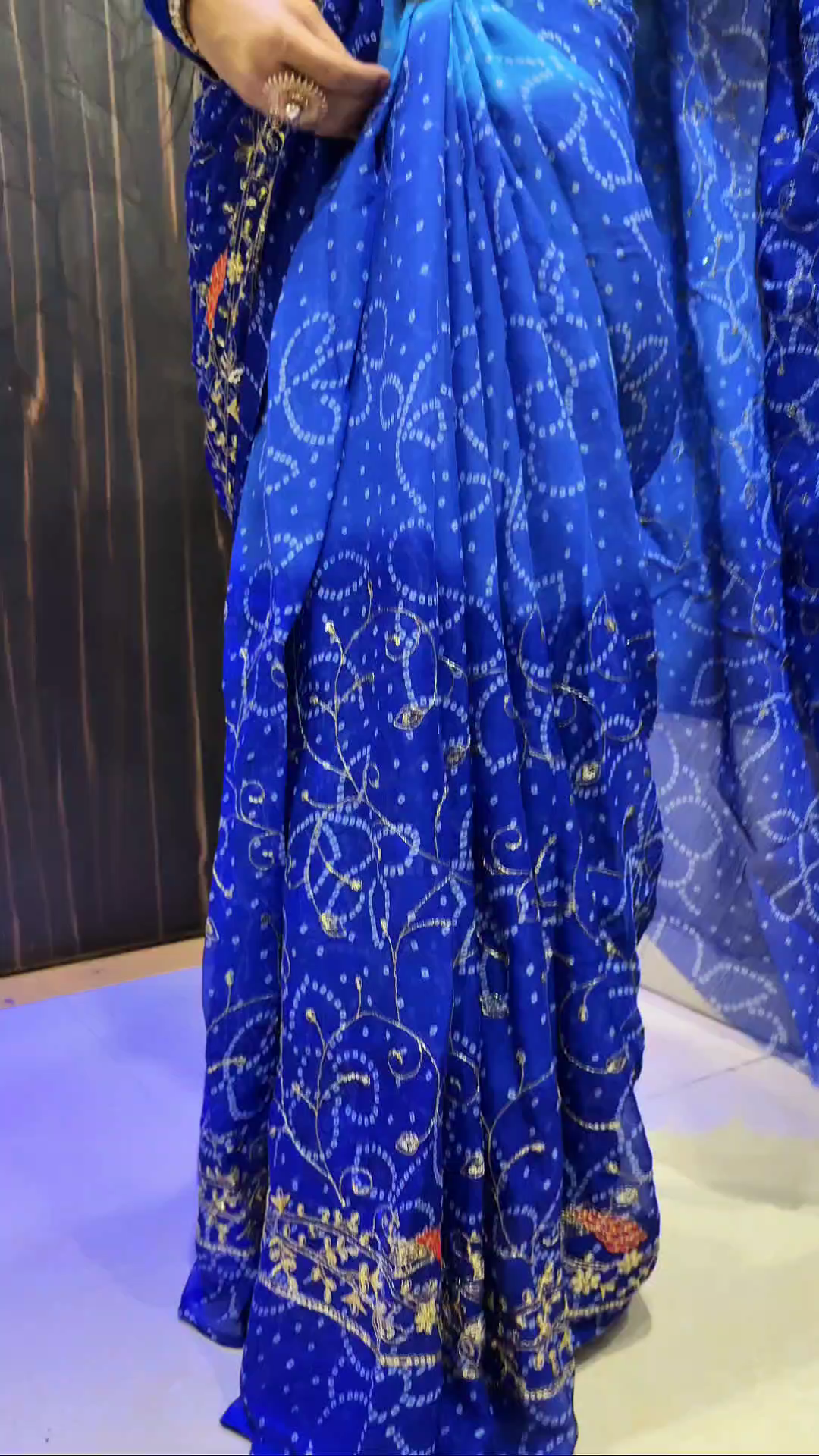 Royal Bandhani Georgette Saree with Golden Embroidery & Contrast Detailing