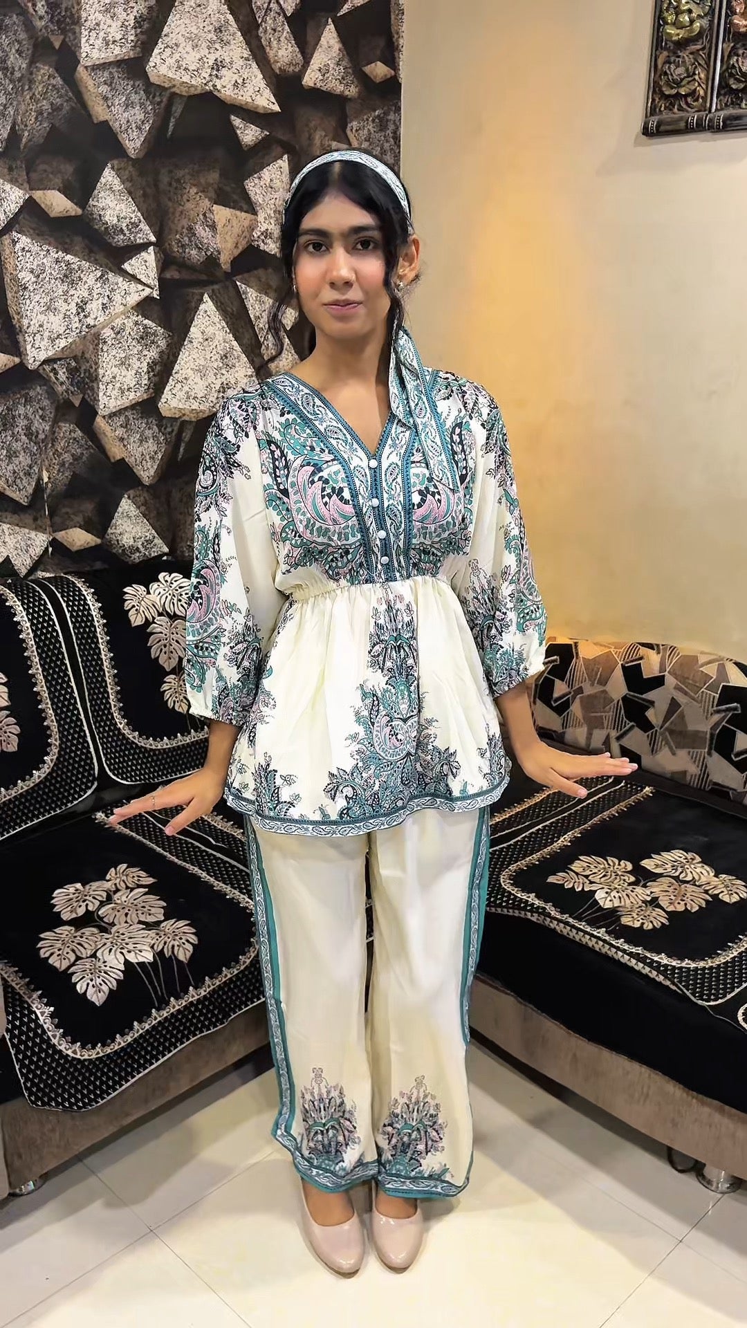 ✨ Royal Bloom Printed Kimono Set – Elegance in Motion