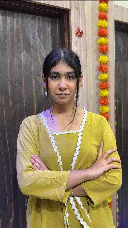 Viral  Scallop-Edge Lounge Co-ord Set