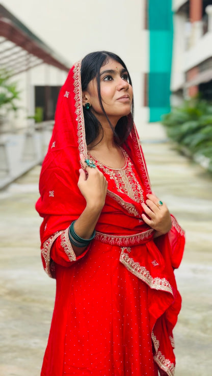 ❤️ Gulzaar Red Embroidered Anarkali Suit