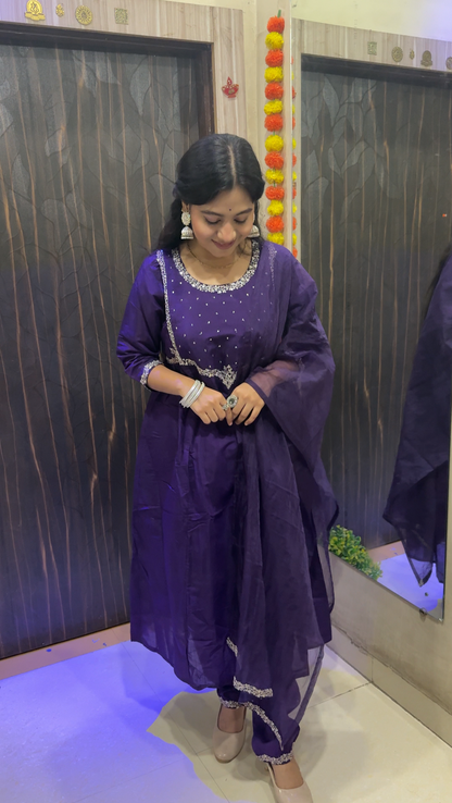 Royal Embroidered Pant Suit with Dupatta ✨